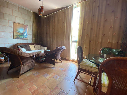 Apartment for sale in Ballouneh - شقة للبيع في بلونة