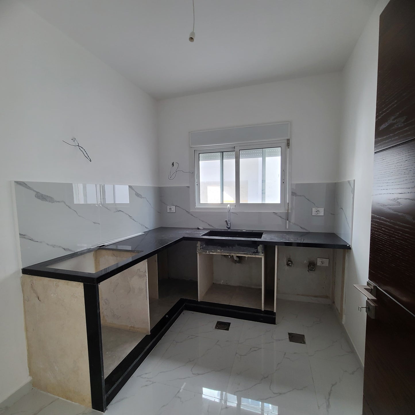 Apartment for sale in Hosrayel - شقة للبيع في حصرايل
