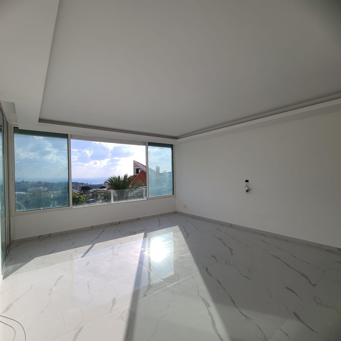 Apartment for sale in Hosrayel - شقة للبيع في حصرايل