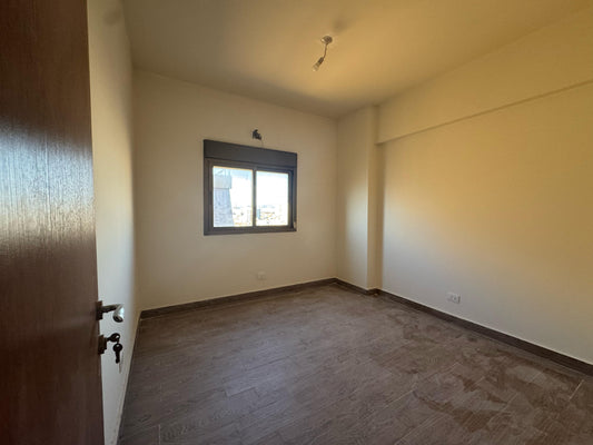 Apartment for sale in baouchriyeh - شقة للبيع في بوشريه