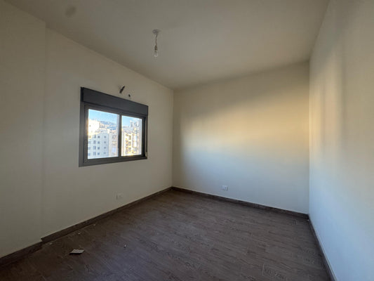 Apartment for sale in baouchriyeh - شقة للبيع في بوشريه