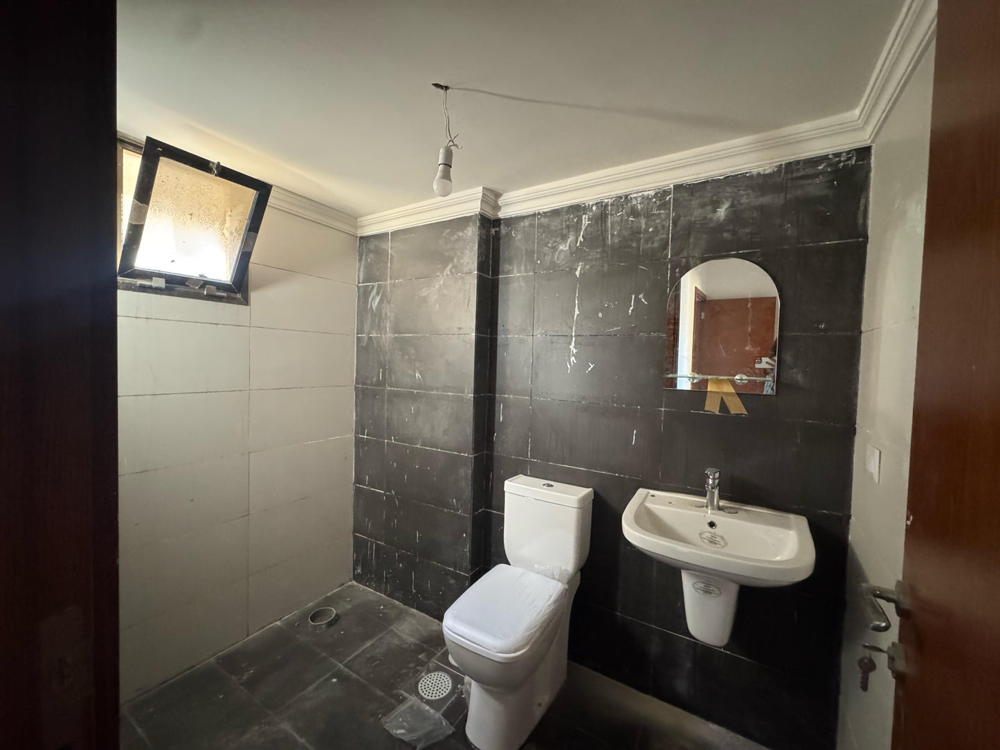 Apartment for sale in baouchriyeh - شقة للبيع في بوشريه