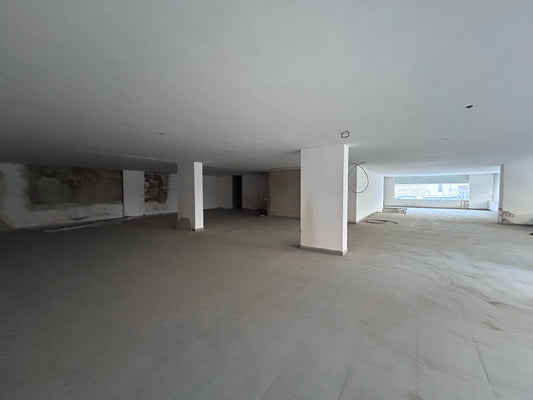 Store for sale in Baouchriyeh - محل للبيع في بوشريه