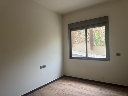 Apartment for sale in Bsalim - شقة للبيع في بساليم