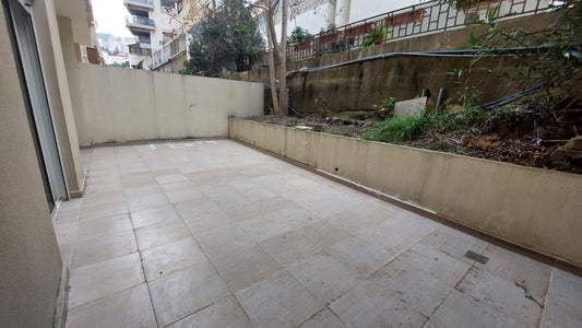 Apartment for sale in Mazraat Yachouh - شقة للبيع في مزرعة يشوع