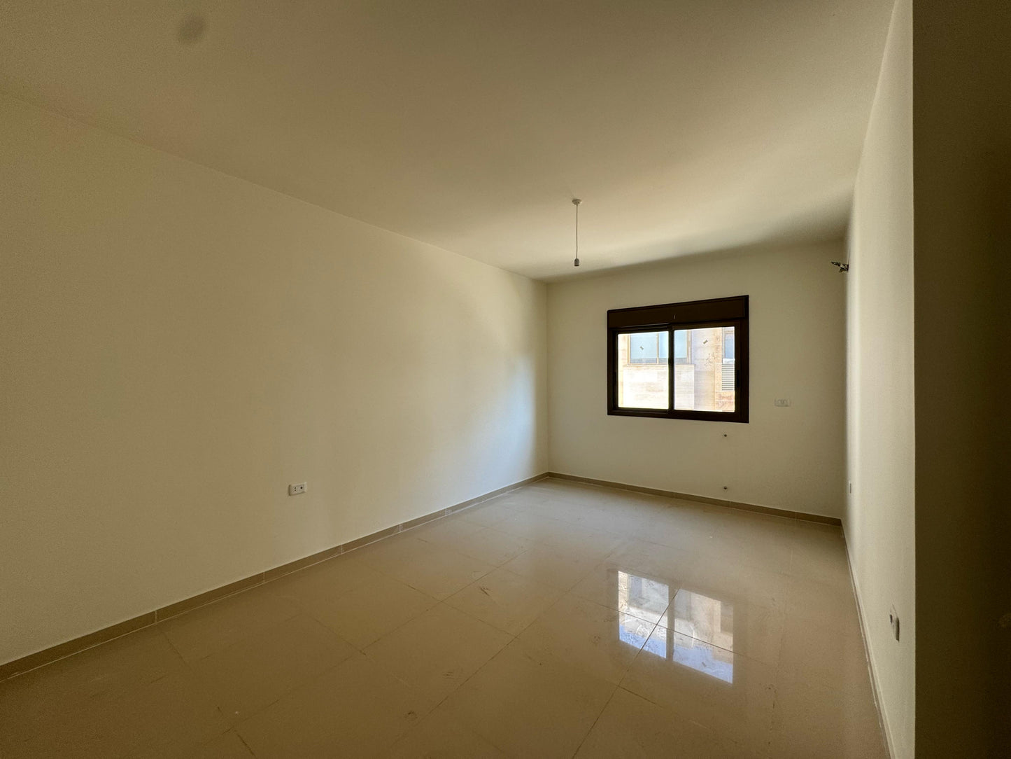 Apartment for sale in Tilal Ain Saadeh - شقة للبيع في تلال عين سعادة