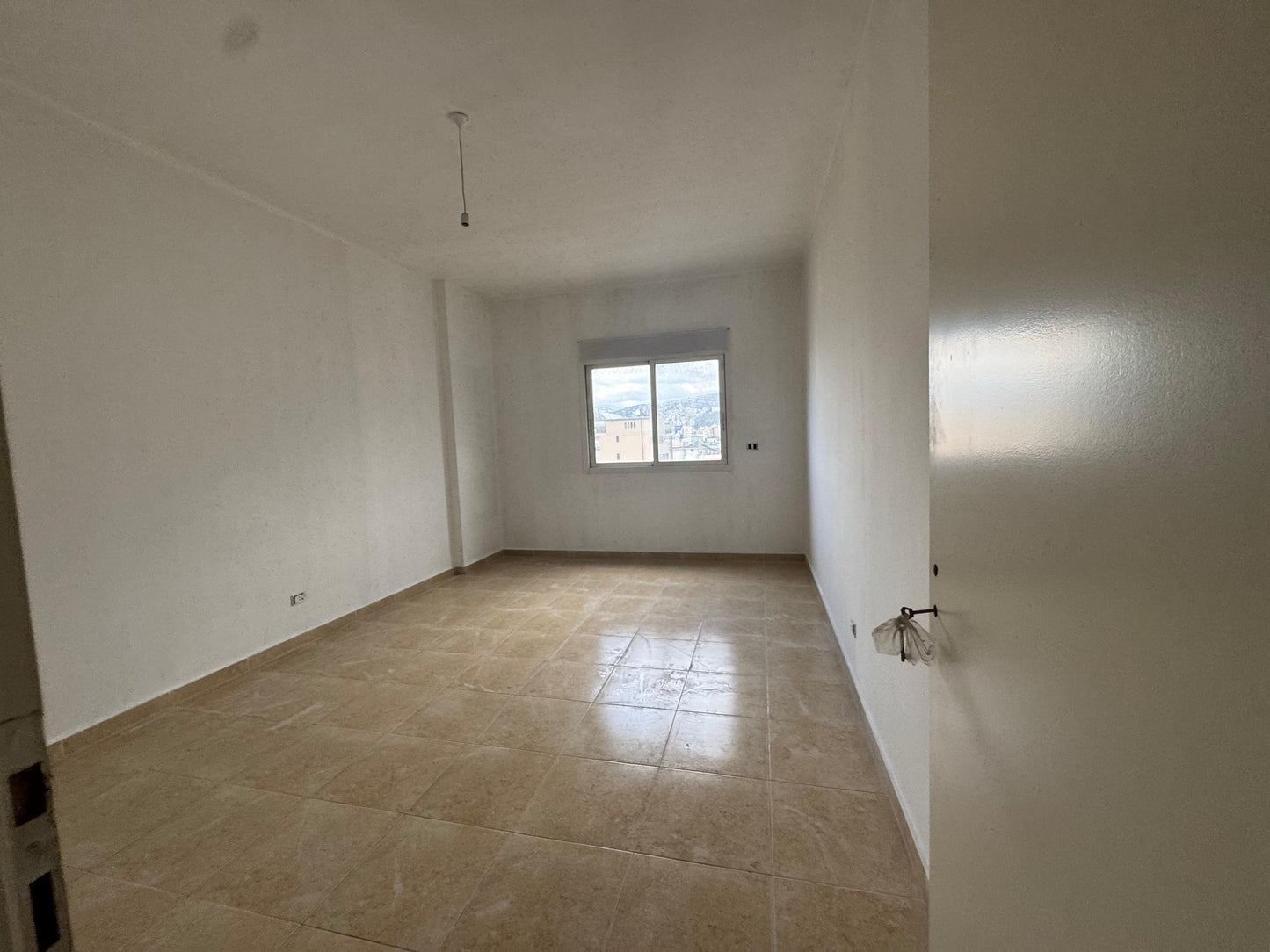 Apartment for sale in Jdeideh - شقة للبيع في الجديدة