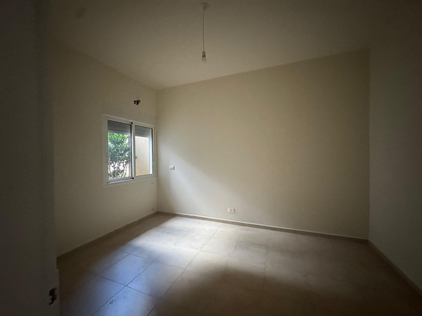 Apartment for sale in Bsalim - شقة للبيع في بصاليم