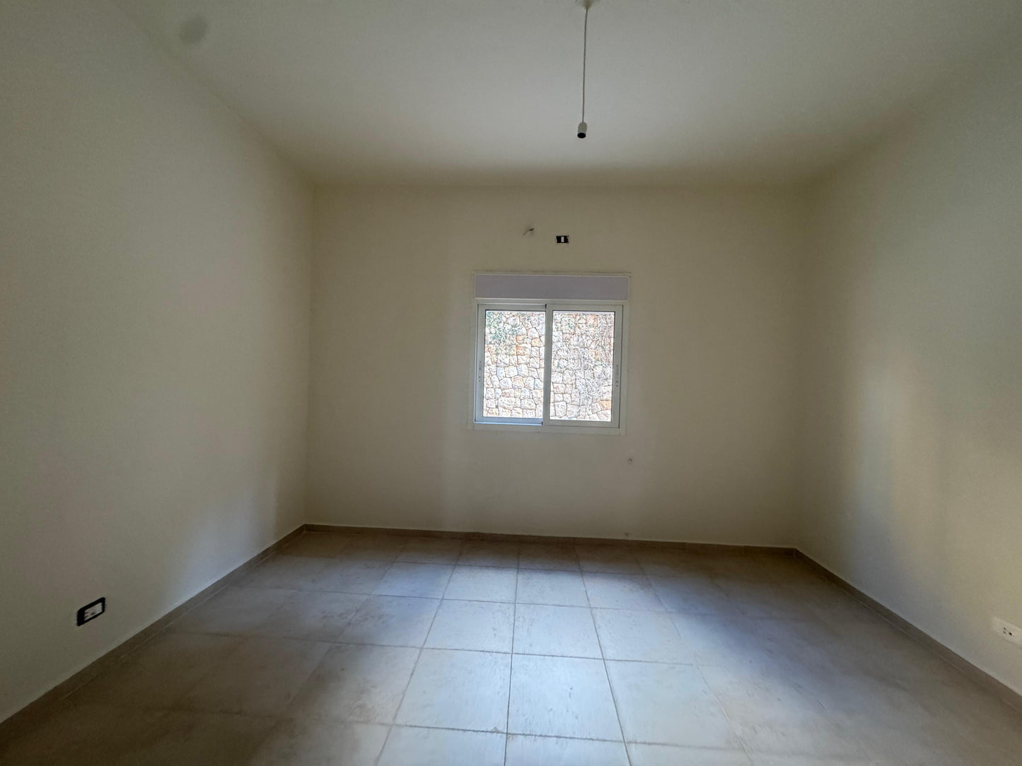 Apartment for sale in Bsalim - شقة للبيع في بصاليم