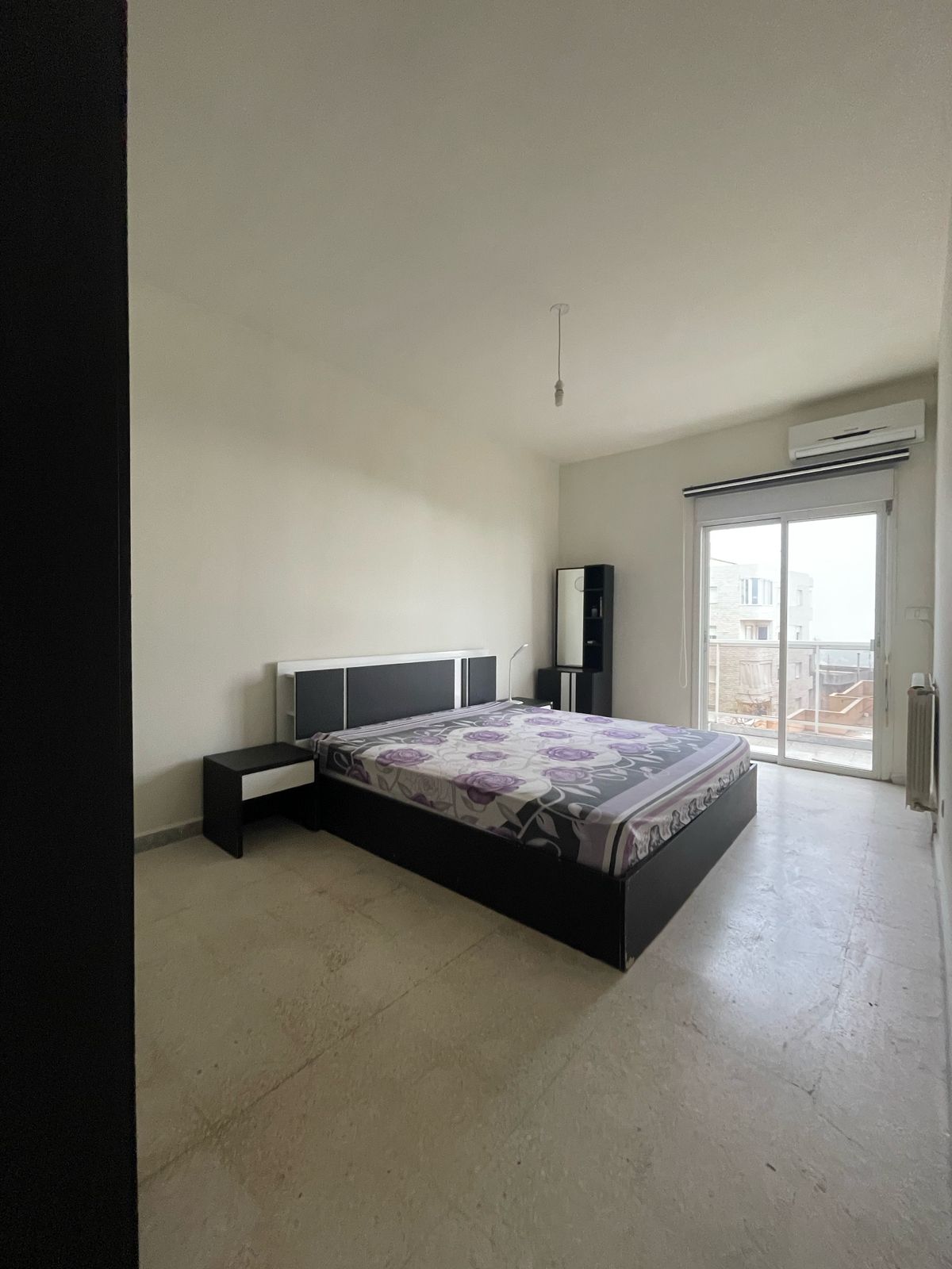 Apartment for rent in Ballouneh - شقة للإيجار في بلونة