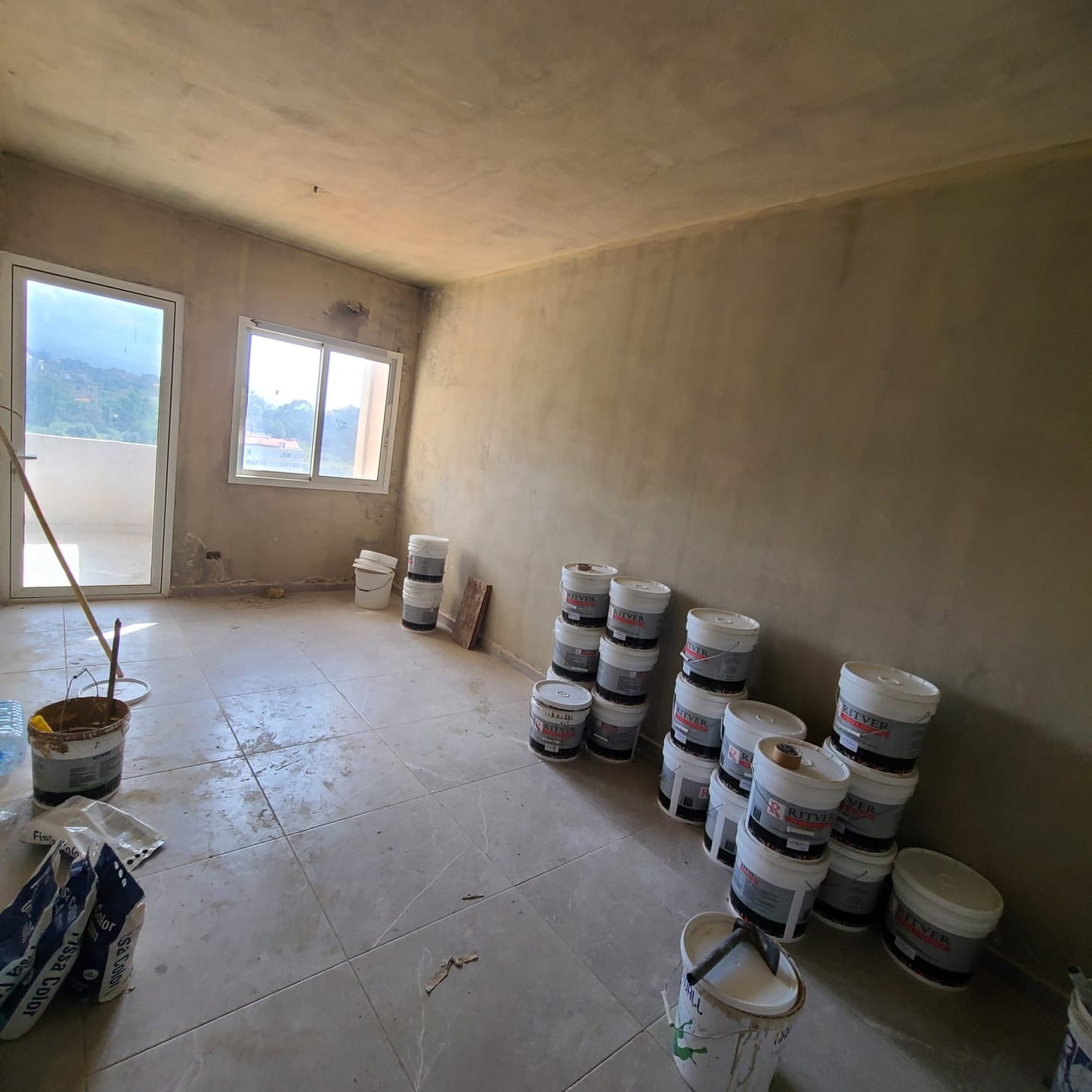 Apartment for sale in Hosrayel - شقة للبيع في حصرايل