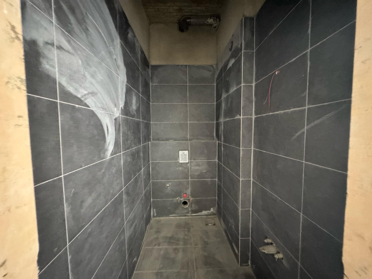 Apartment for sale in Tilal Ain Saadeh - شقة للبيع في تلال عين سعاده