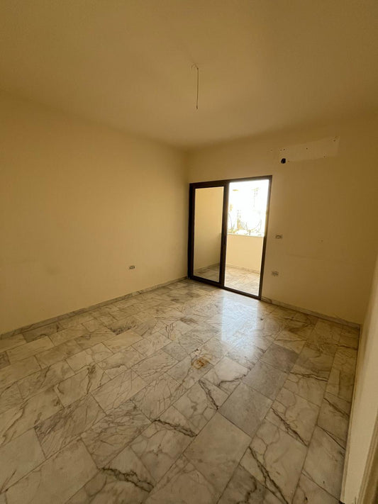 Apartment for sale in Beirut - شقة للبيع في بيروت