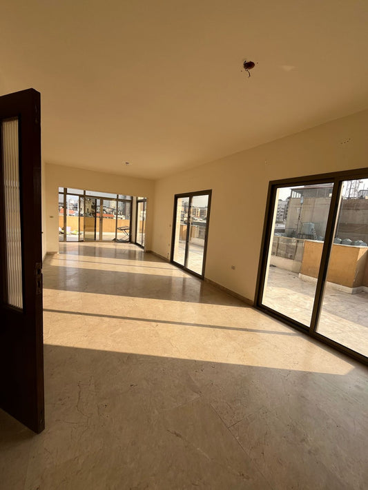 Apartment for sale in Beirut - شقة للبيع في بيروت