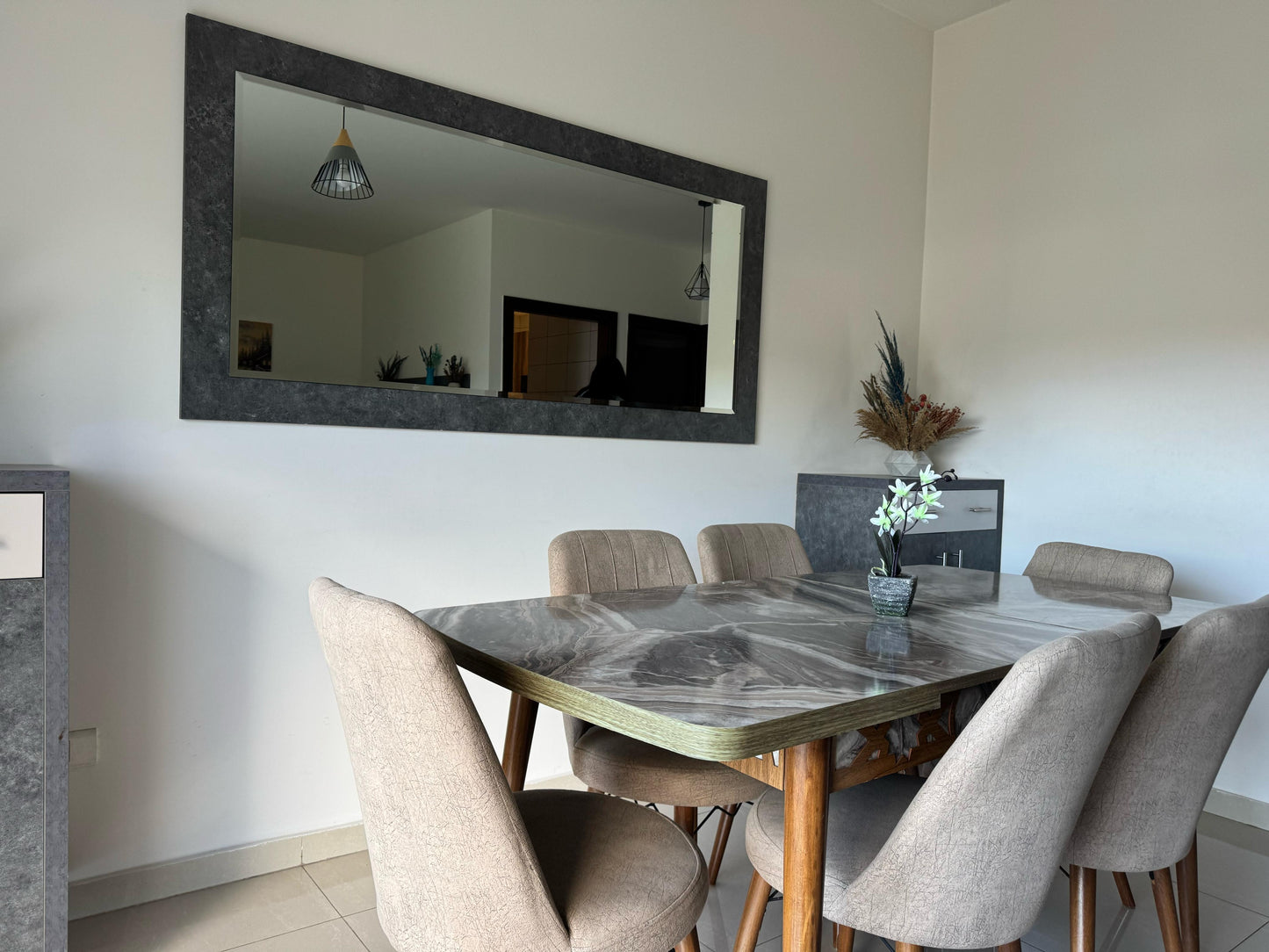 Apartment for rent in Sin El Fil - شقة للإيجار في سن الفيل