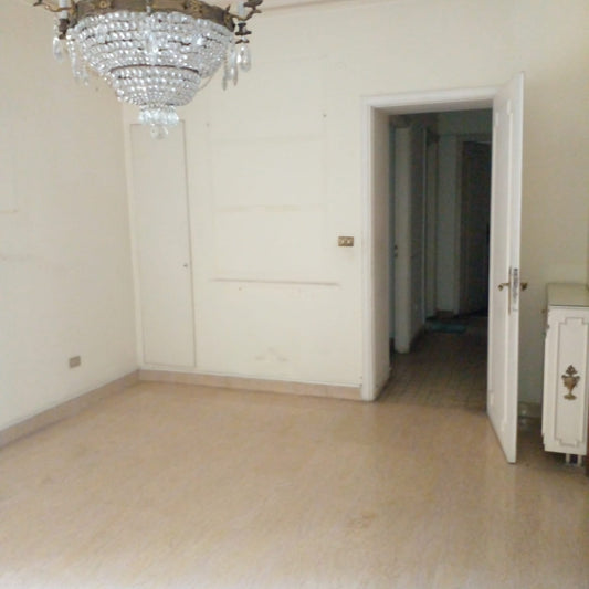 Apartment for sale in Msaytbeh - شقة للبيع في المصيطبة