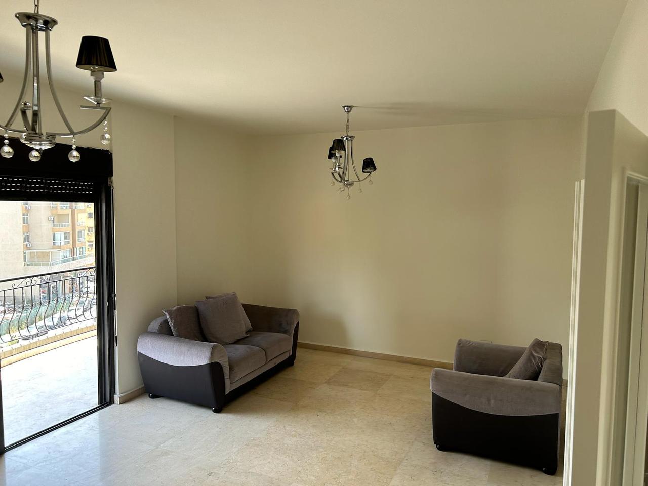 Apartment for sale in Jdeideh - شقة للبيع في الجديدة