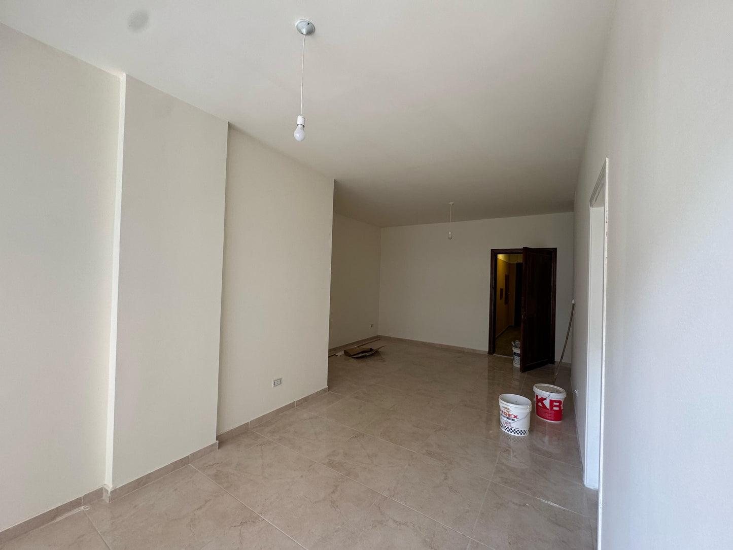 Apartment for sale in Baouchriyeh - شقة للبيع في البوشرية