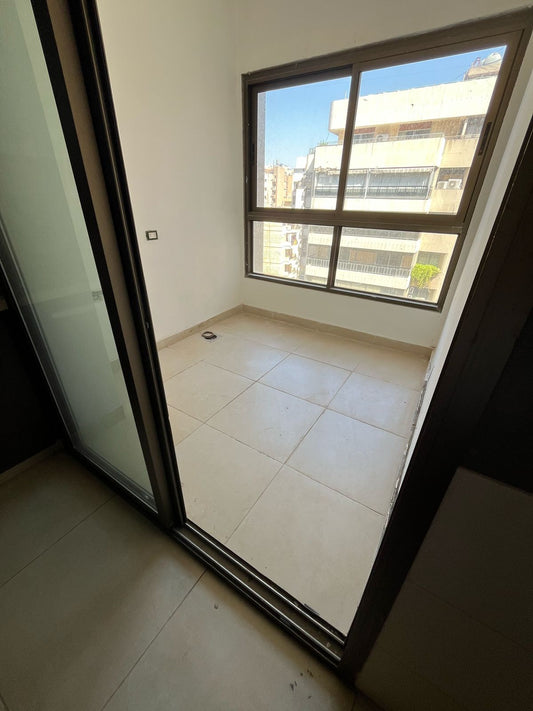 Apartment for sale in Msaytbeh - شقة للبيع في المصيطبة