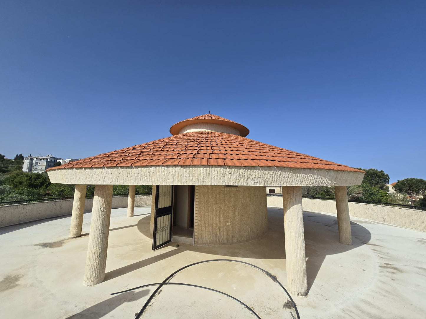 Villa for sale in Balamand - فيلا للبيع في البلمند