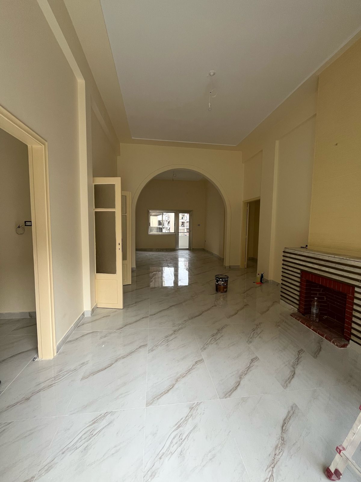 Apartment for sale in Al Zarif - شقة للبيع في الظريف