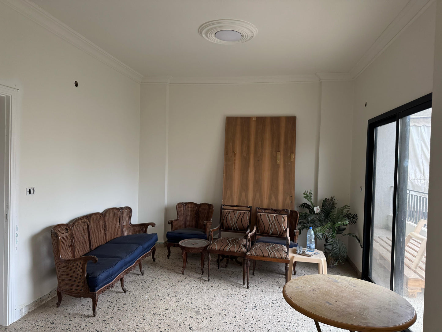 Apartment for sale in Jdeideh - شقة للبيع في الجديدة