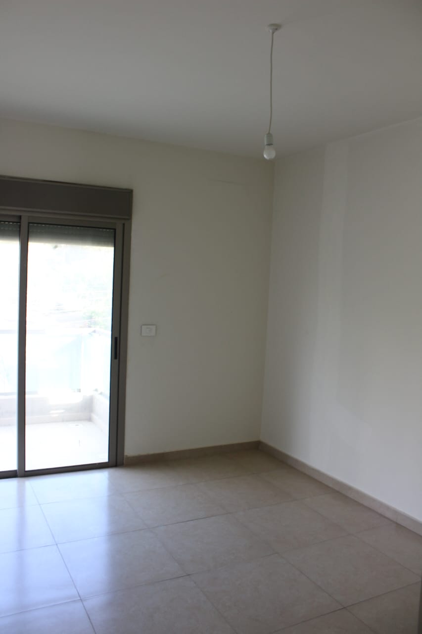 Apartment for sale in Ain Aar - شقة للبيع في عين عار