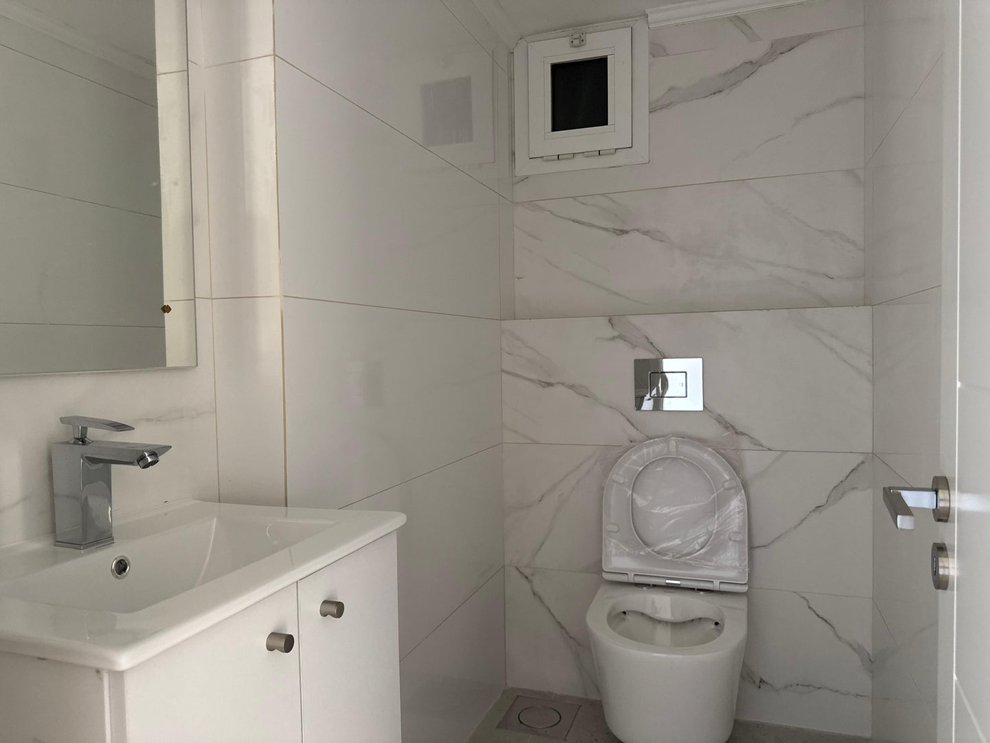 Duplex for sale in Sabtieh - دوبلكس للبيع في السبتية