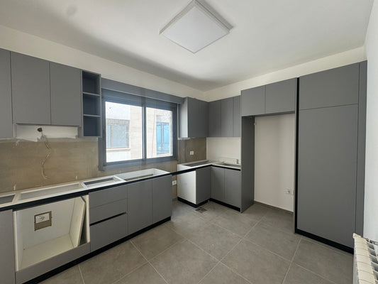 Apartment for sale in Bsalim - شقة للبيع في بصاليم