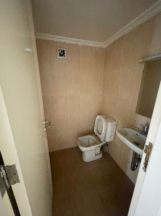 Office for sale in Amchit - مكتب للبيع في عمشيت