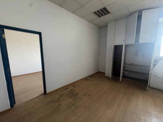 Depot for rent in Nahr El Mot - مستودع للإيجار في نهر الموت