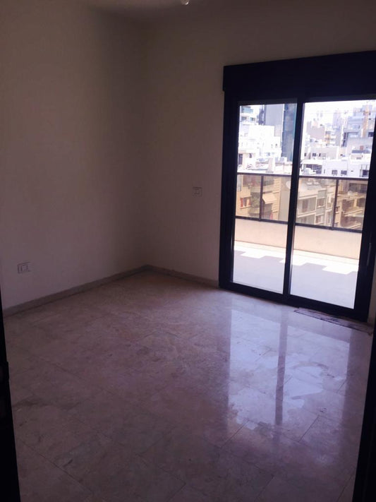 Apartment for sale in Ras El Nabeh - شقة للبيع في رأس النبع