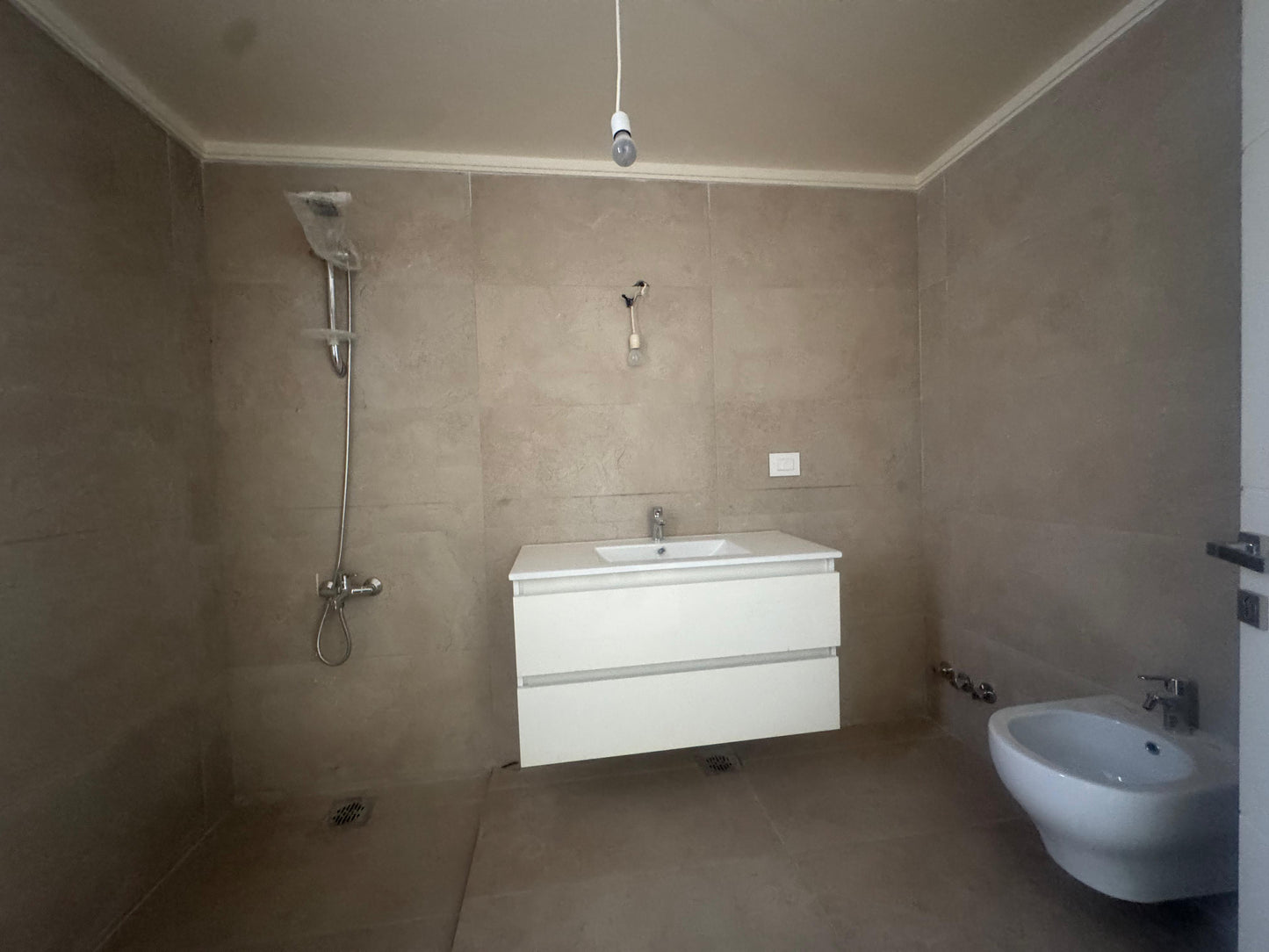 Apartment for sale in Monteverde - شقة للبيع في مونتيفيردي