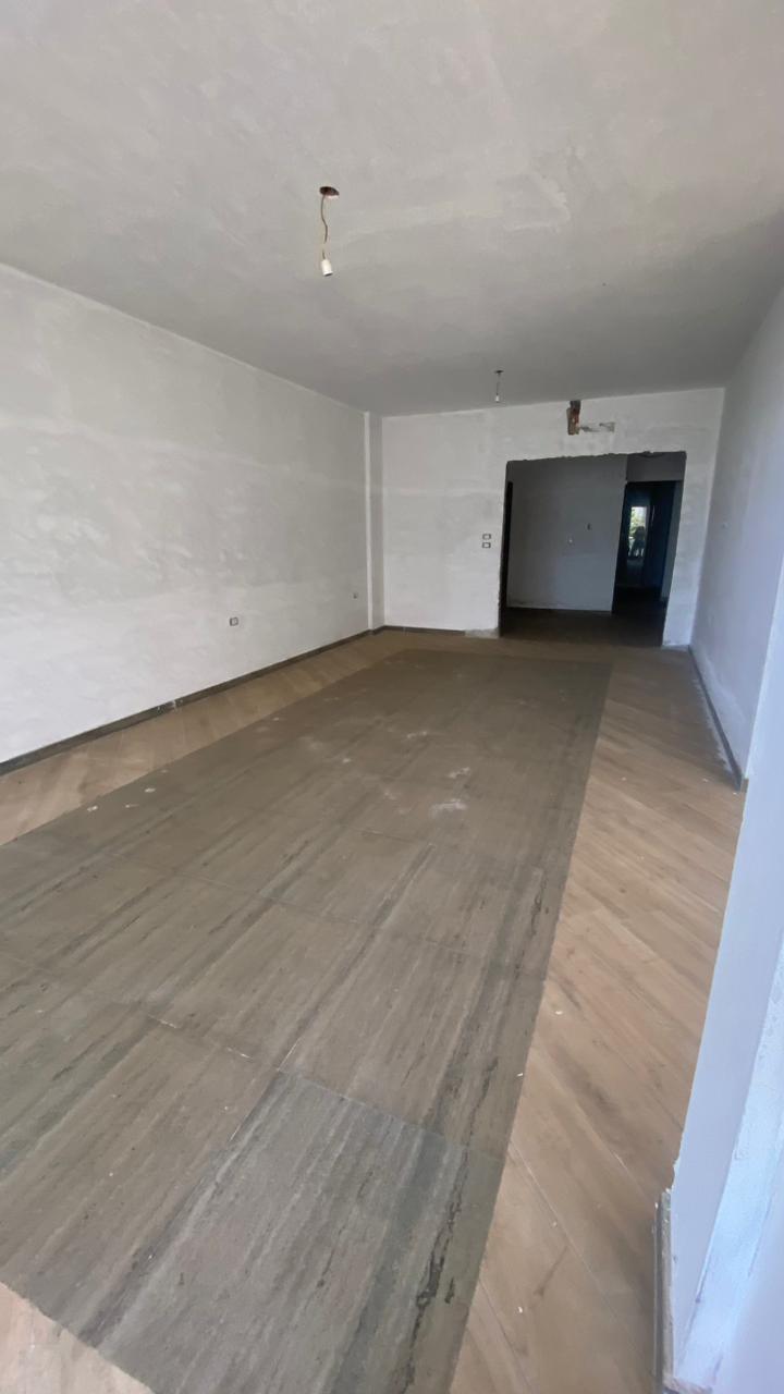 Apartment for sale in Qalamoun - شقة للبيع في القلمون