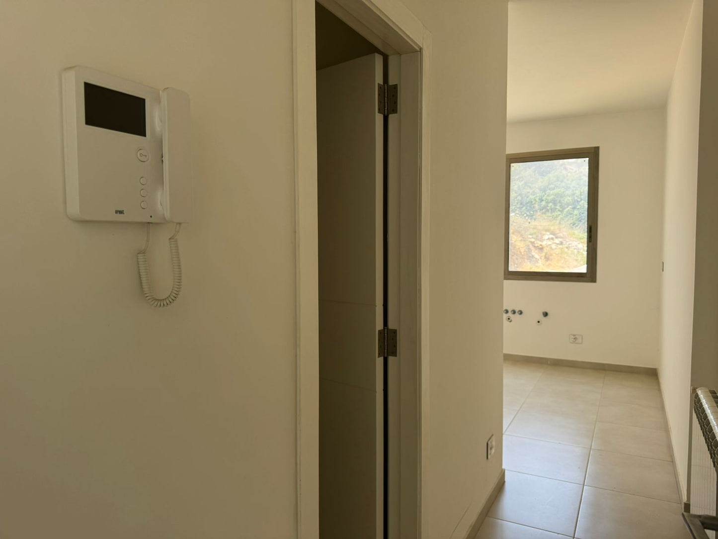 Apartment for sale in Bsalim - شقة للبيع في بصاليم