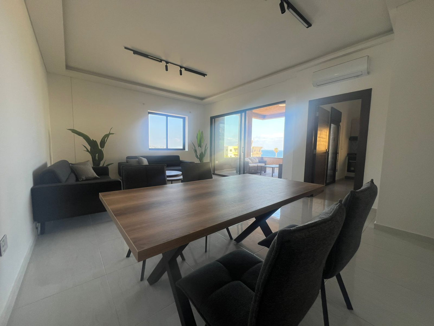 Apartment for rent in Kfaraabida - شقة للإيجار في كفرعبيدا