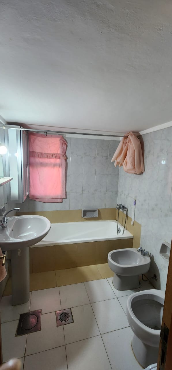 Apartment for rent in Amchit - شقة للإيجار في عمشيت