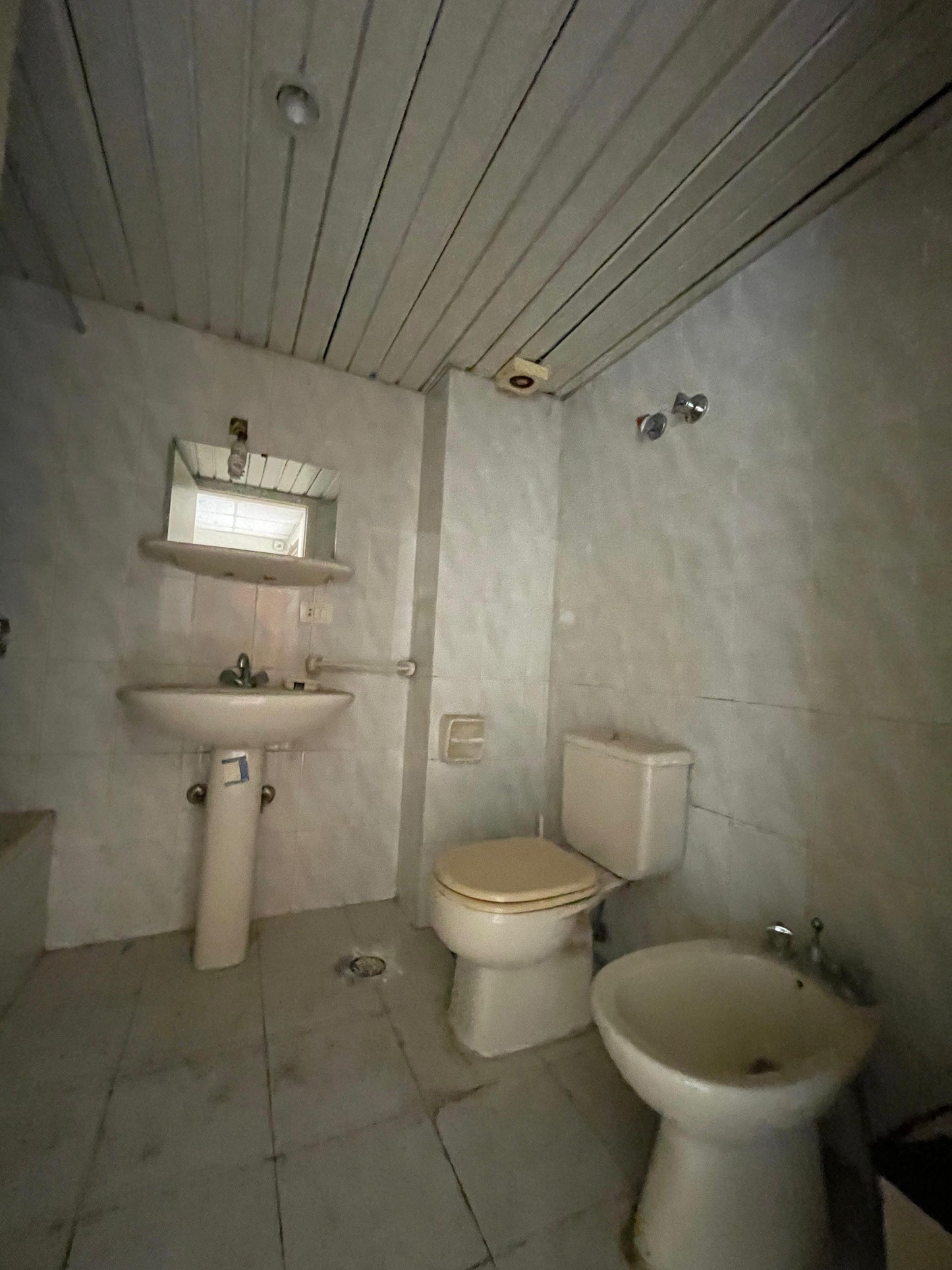 Apartment for sale in Ajaltoun - شقة للبيع في عجلتون