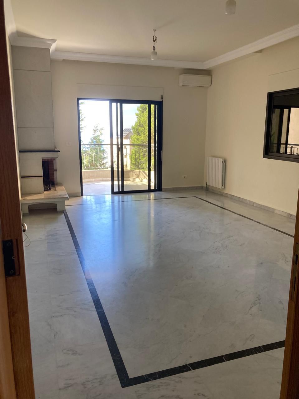 Apartment for rent in Batroun - شقة للإيجار في البترون