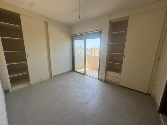 Apartment for sale in Jdeideh - شقة للبيع في الجديدة