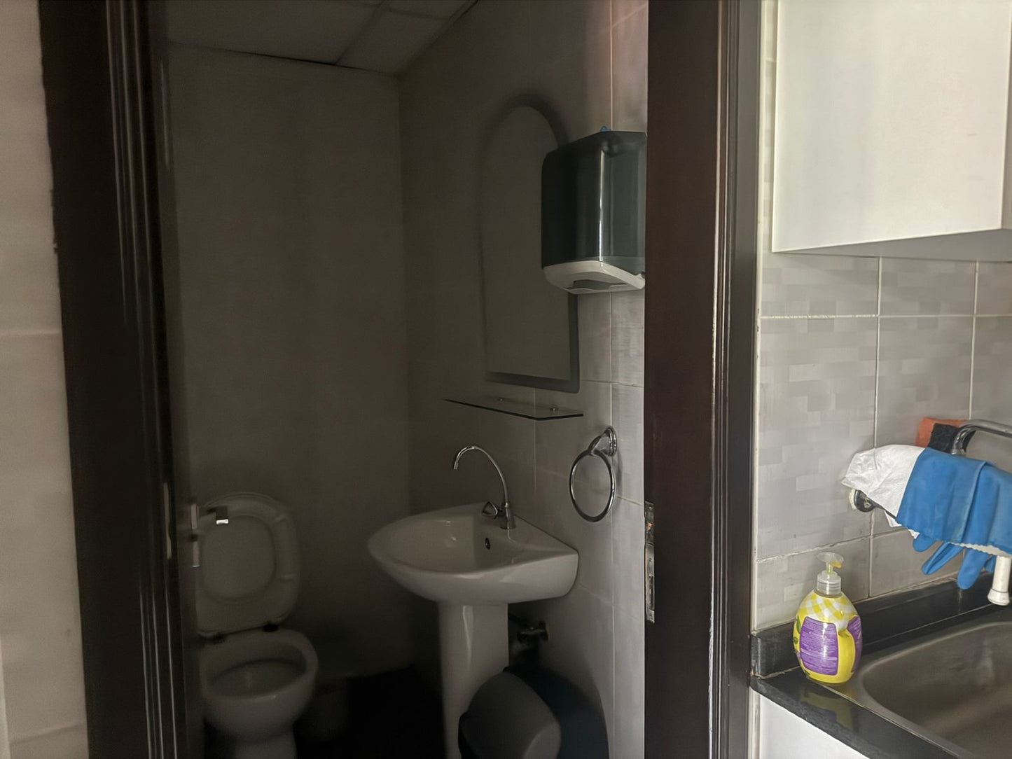 Office for rent in Dbayeh - مكتب للإيجار في ضبية