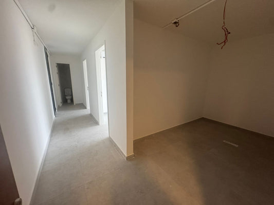 Office for rent in Dbayeh - مكتب للإيجار في ضبية