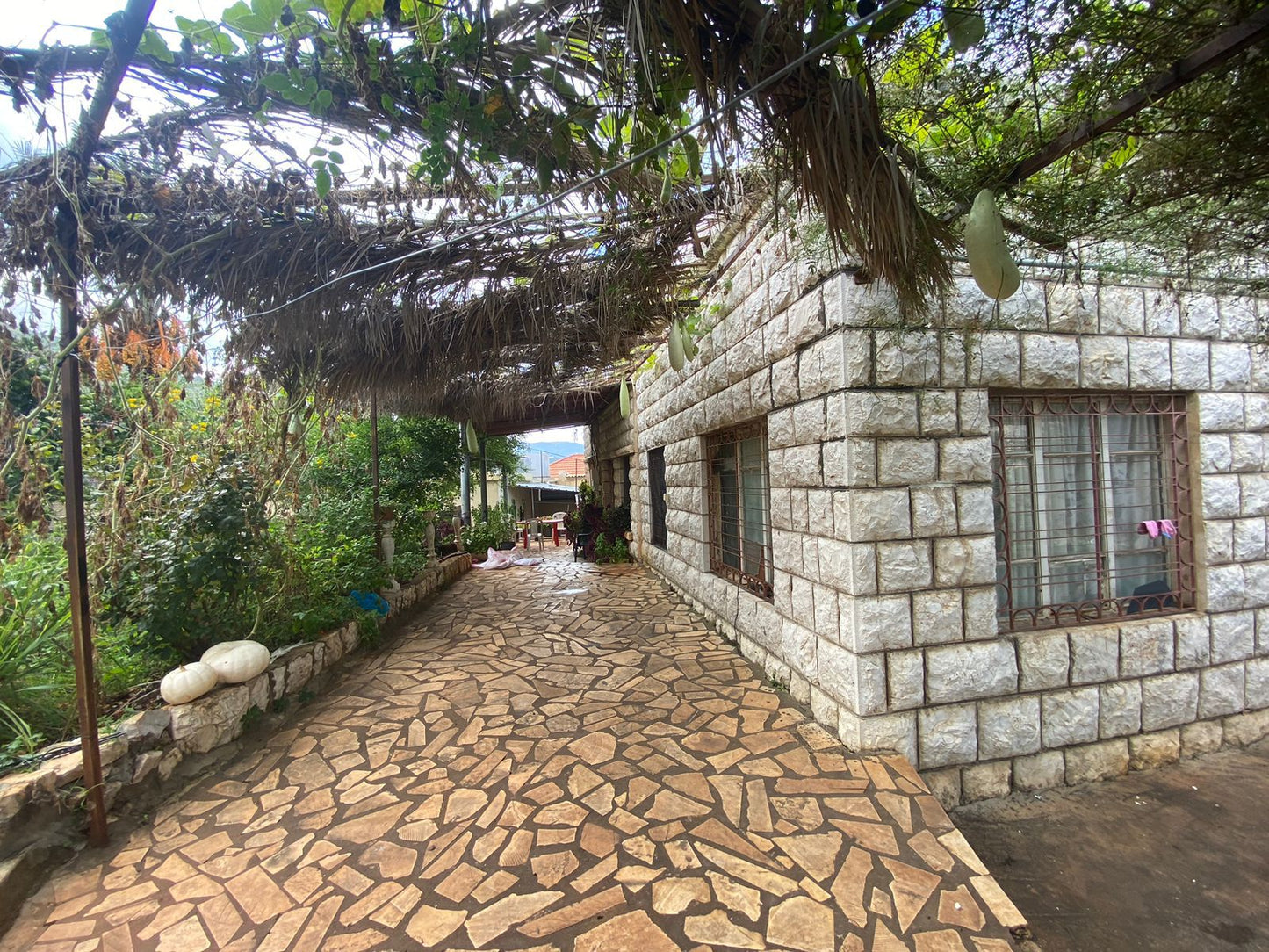 Old House for sale in Batroun - منزل قديم للبيع في البترون