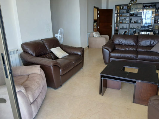 Apartment for sale in Amchit - شقة للبيع في عمشيت