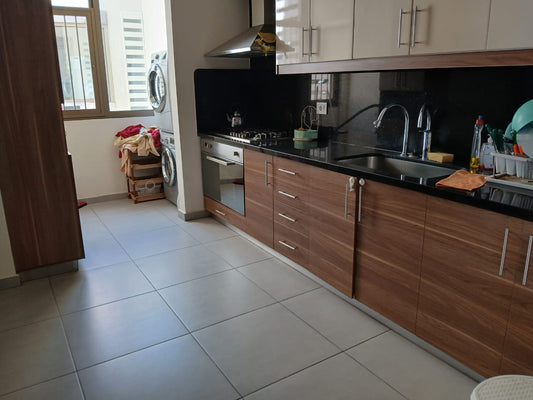 Apartment for sale in Amchit - شقة للبيع في عمشيت