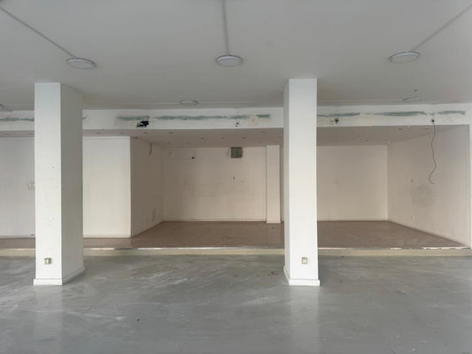 Shop for rent in Jdeideh - محل للإيجار في الجديدة