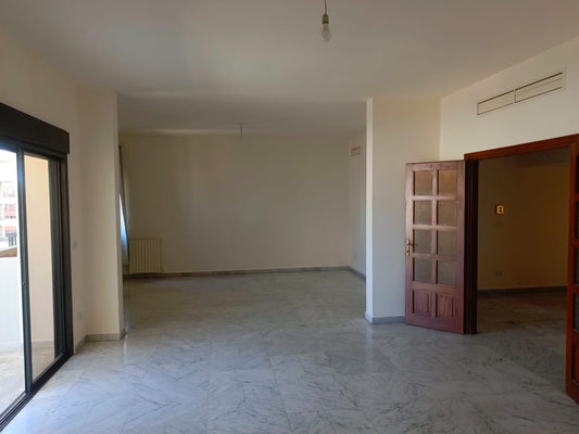 Apartment for rent in Jdeideh - شقة للإيجار في جديدة