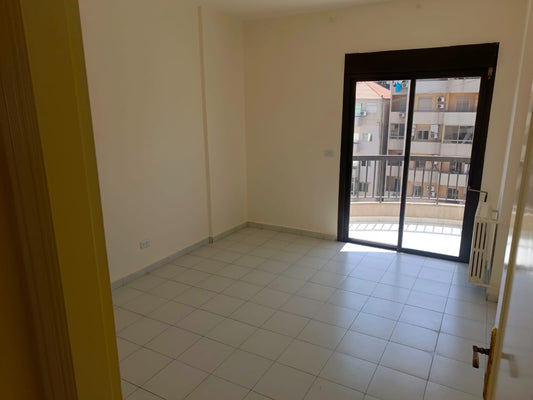 Apartment for rent in Jdeideh - شقة للإيجار في جديدة