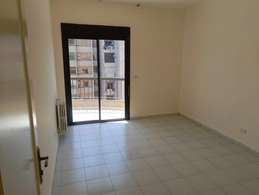 Apartment for rent in Jdeideh - شقة للإيجار في جديدة