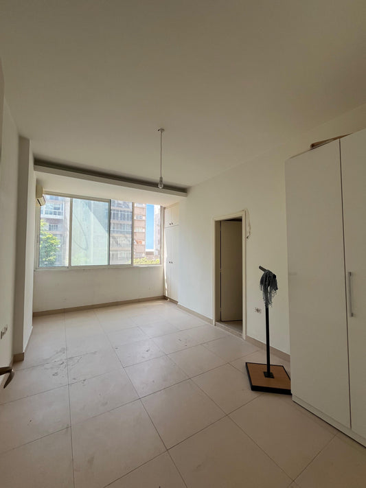 Apartment for sale in Zalka -شقة للبيع في الزلقا GM305R